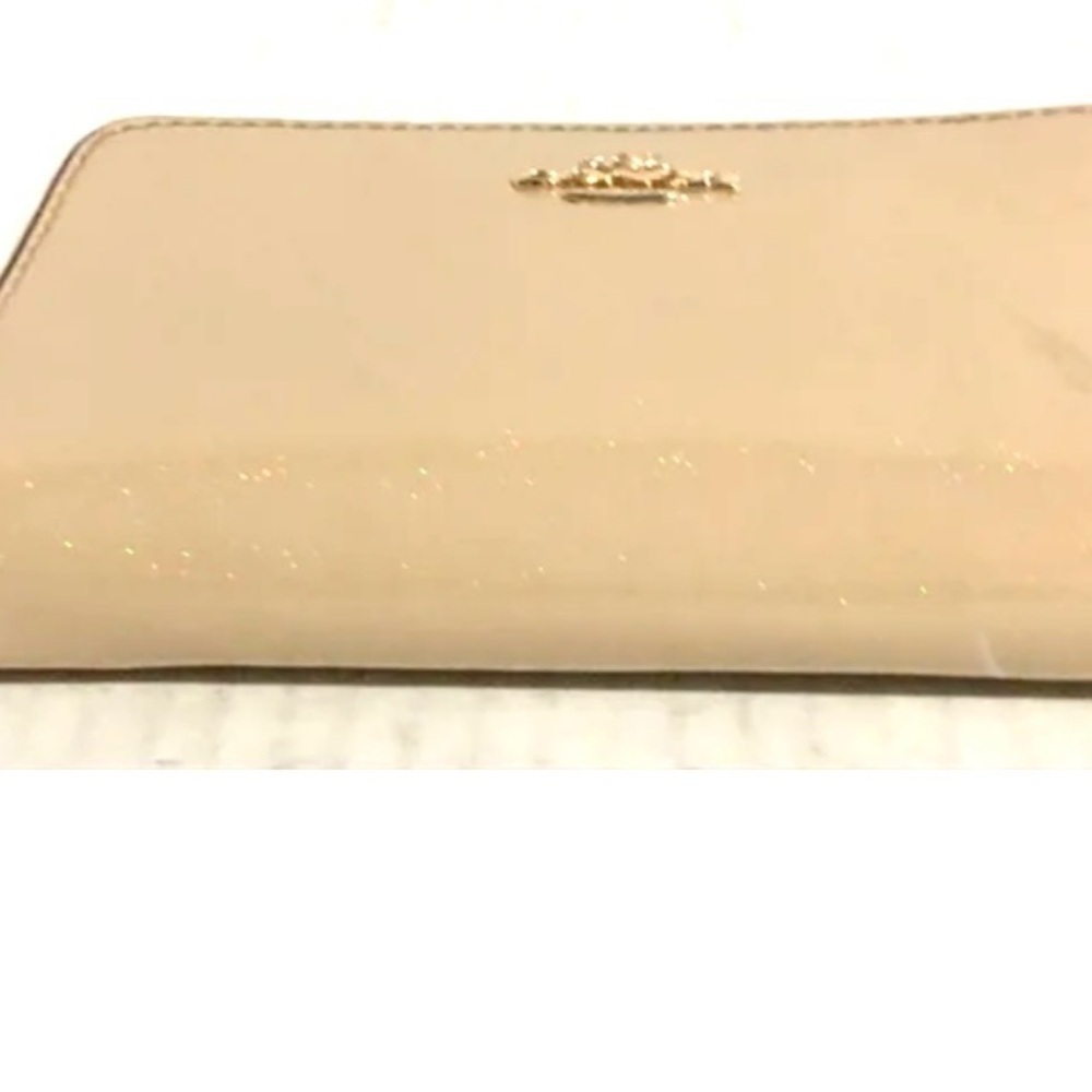 Coach vintage beige patent leather wallet - Picture 4 of 9